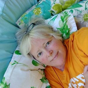 Meet your Posher, Debbie